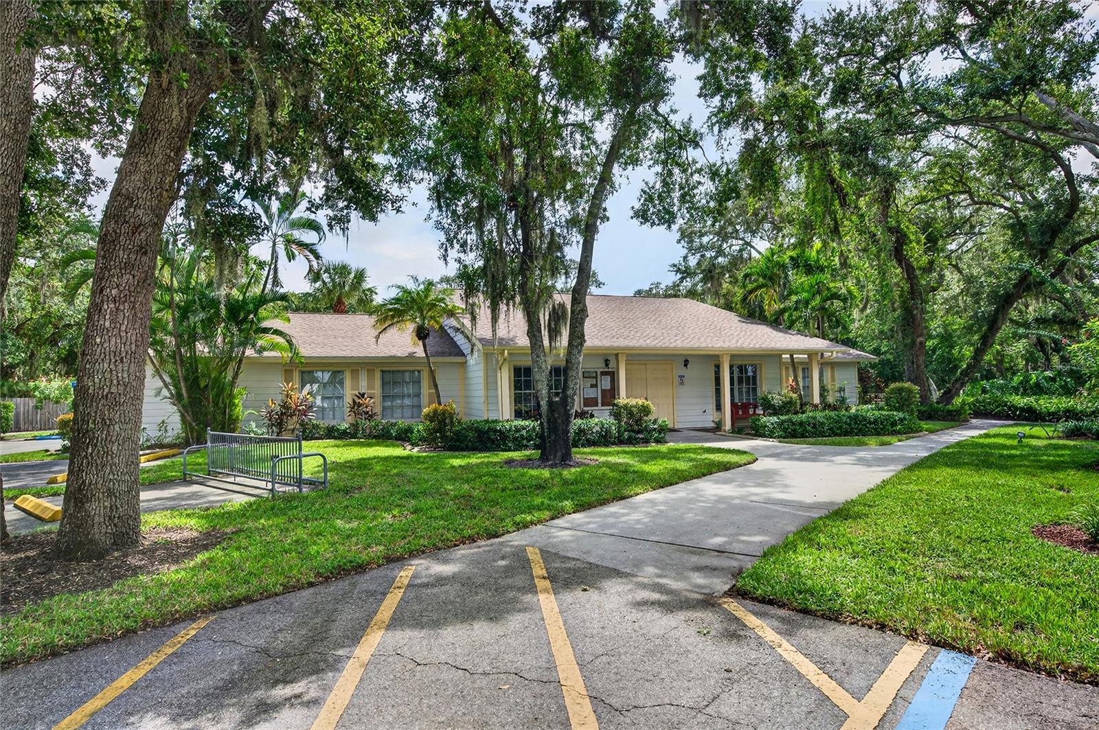 4206 OAKHURST CIR E #3075 — photo 61