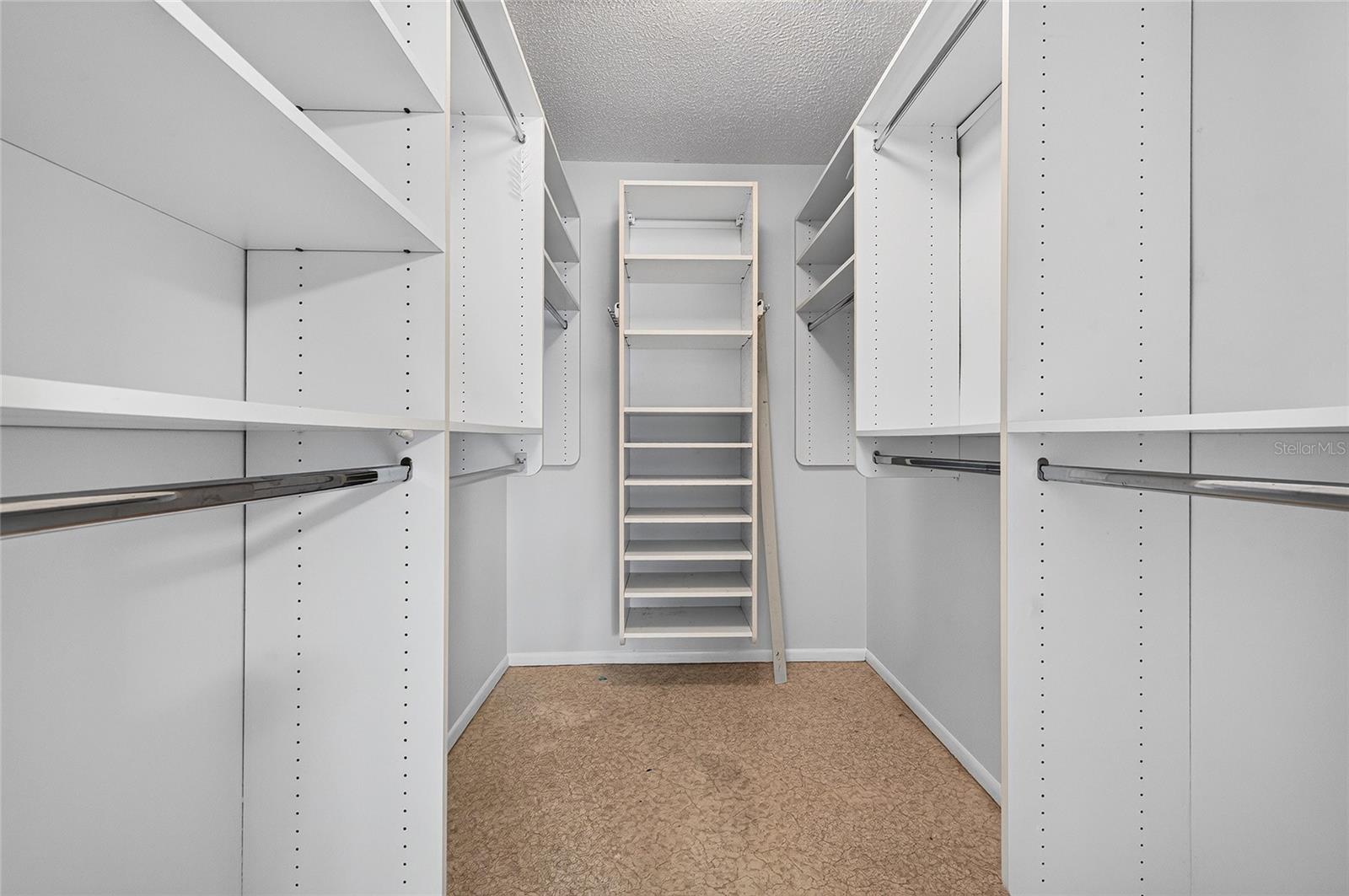 4206 OAKHURST CIR E #3075 — photo 40