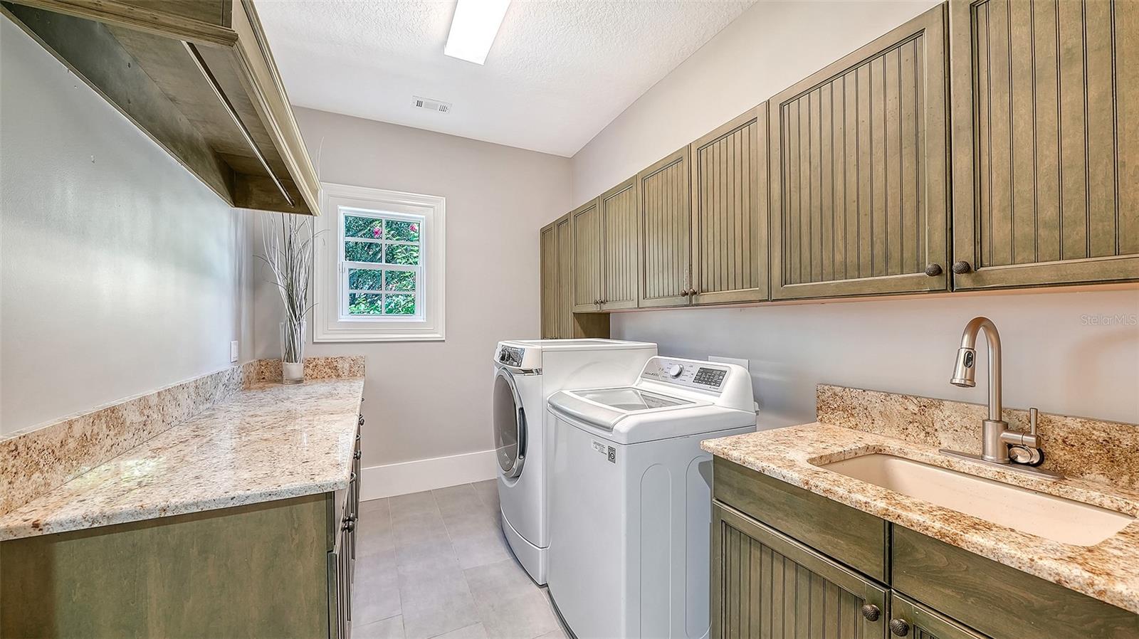 7467 CABBAGE PALM CT — photo 57