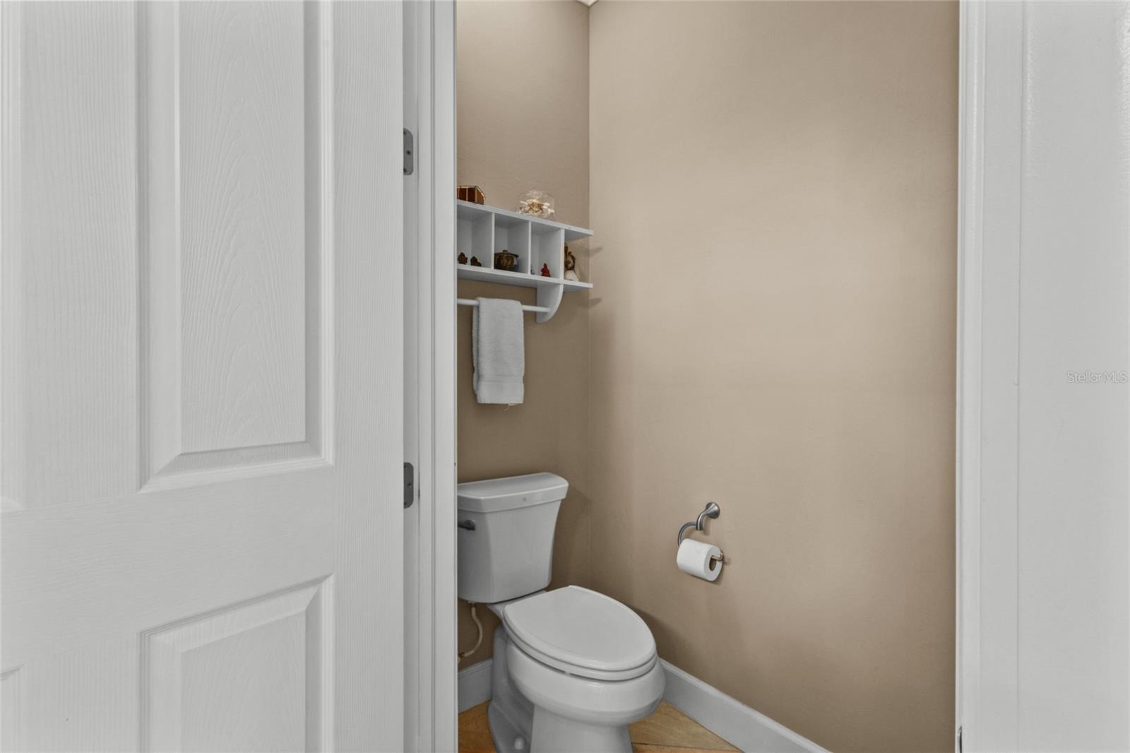 6905 GOSPORT COVE — photo 21