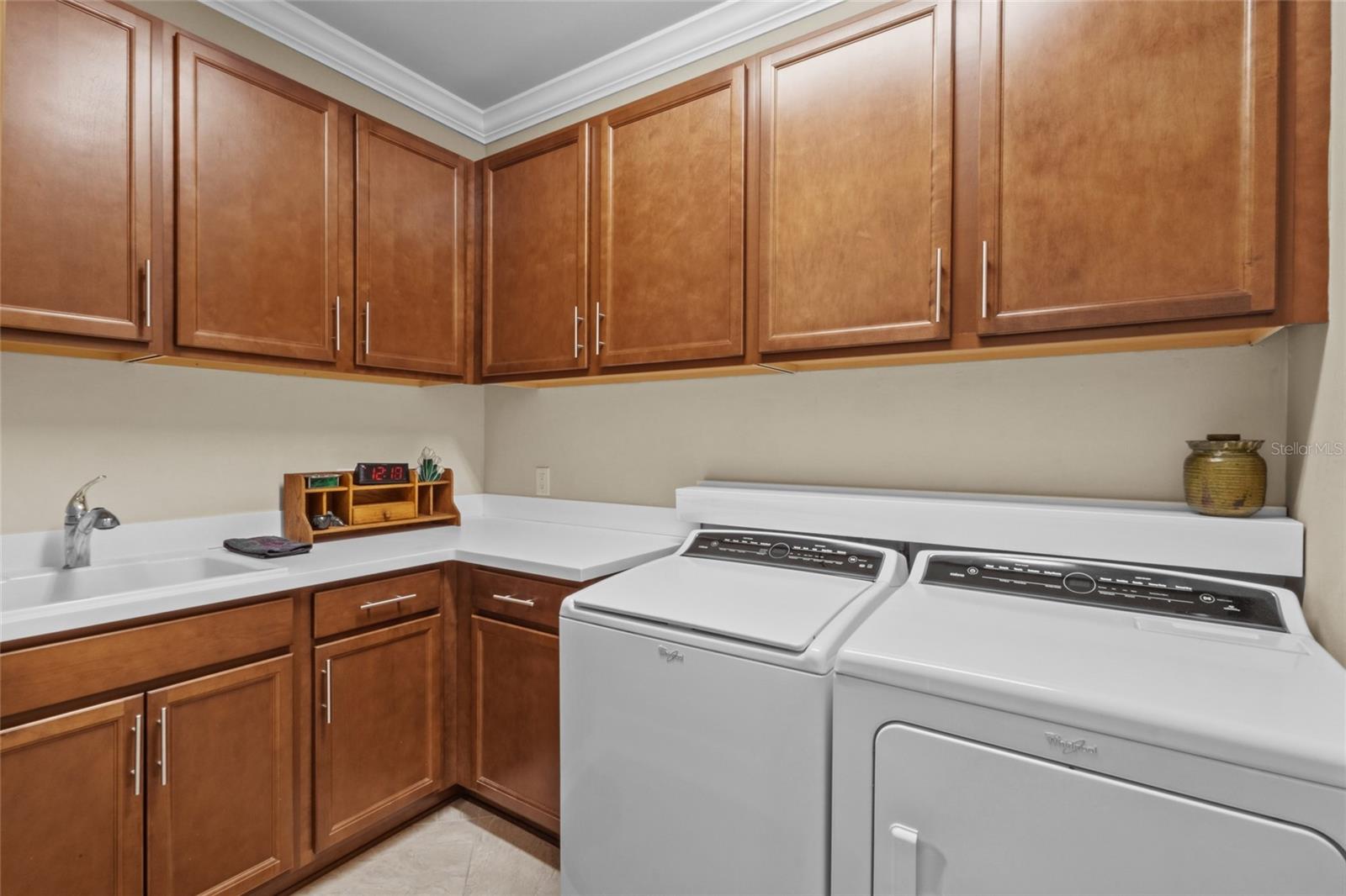 6905 GOSPORT COVE — photo 26