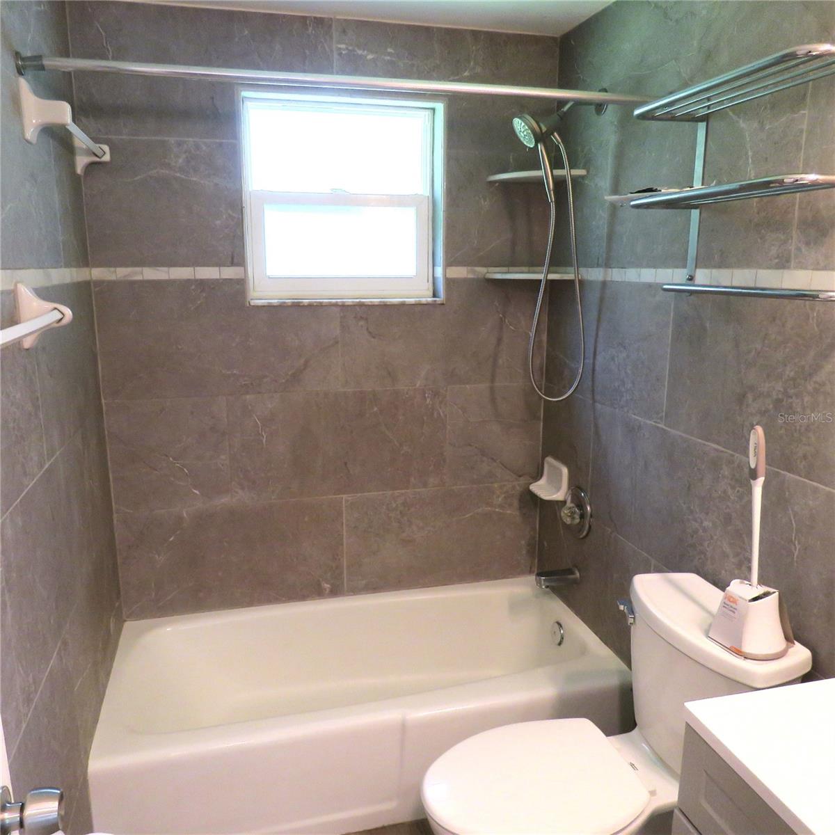 511 MEADE ST — photo 7