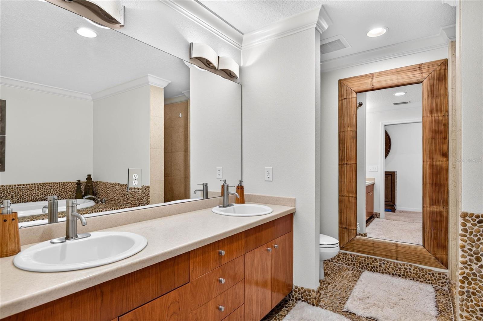 10071 GULF BLVD — photo 25