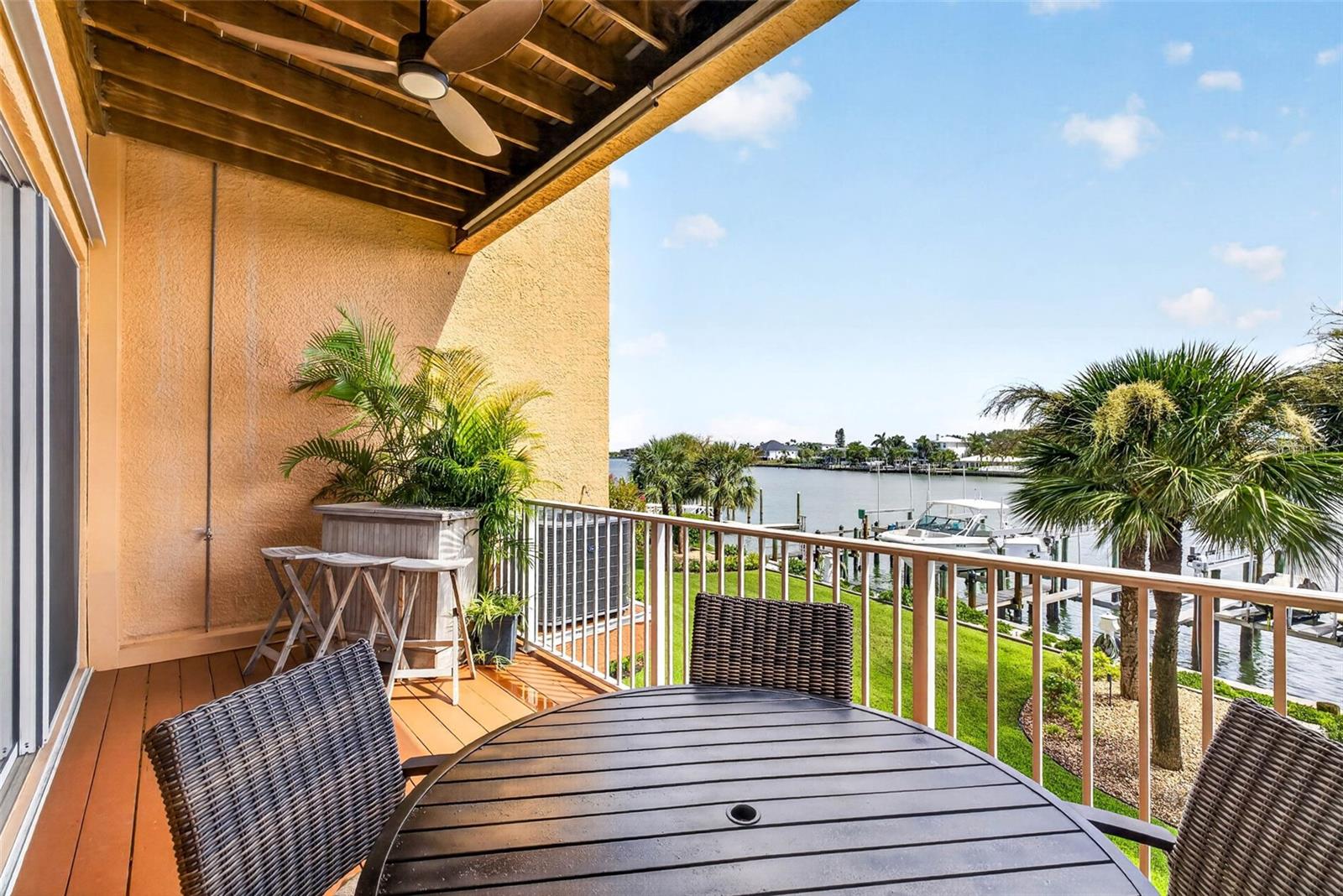 10071 GULF BLVD — photo 12