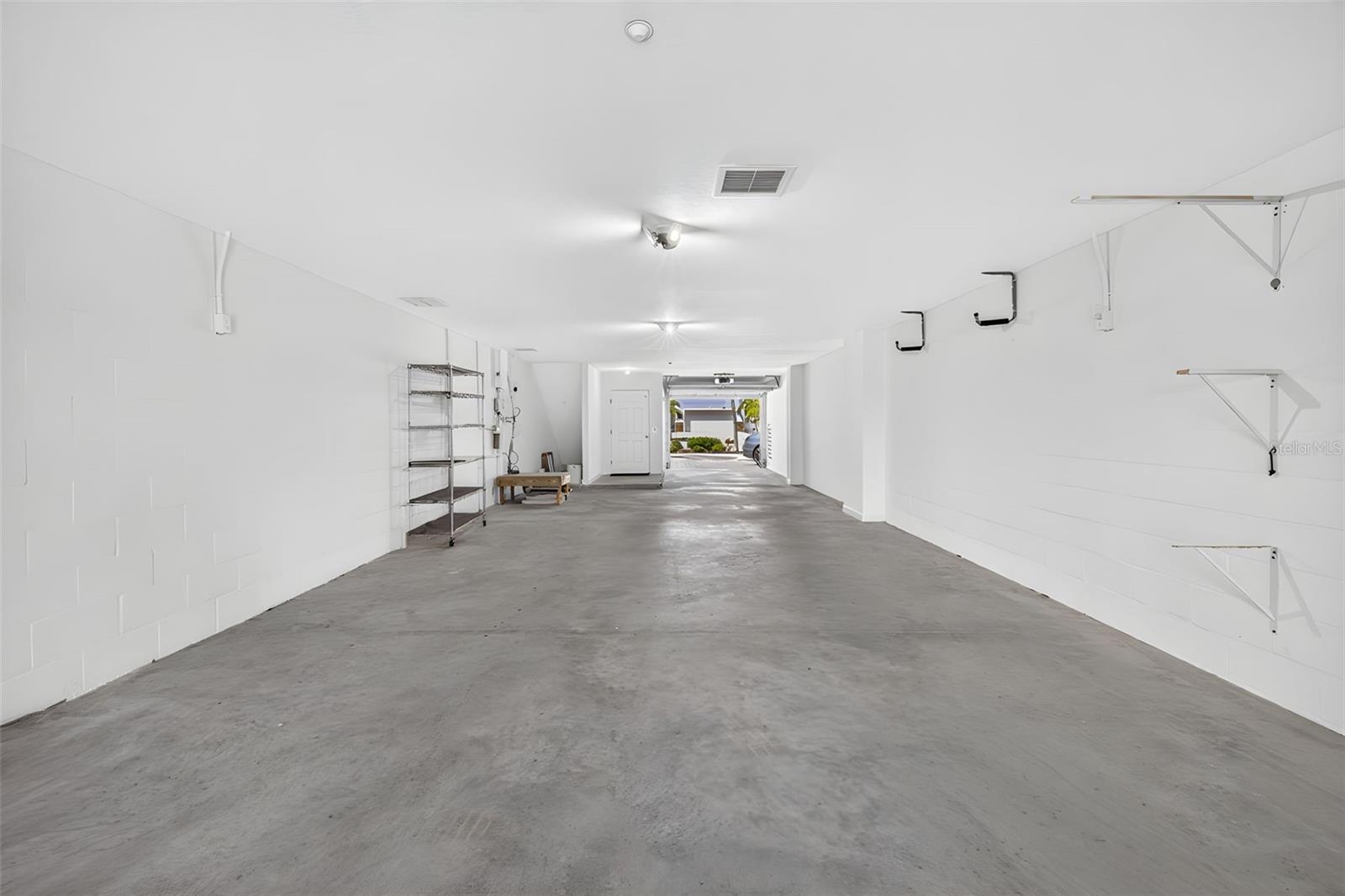 10071 GULF BLVD — photo 37