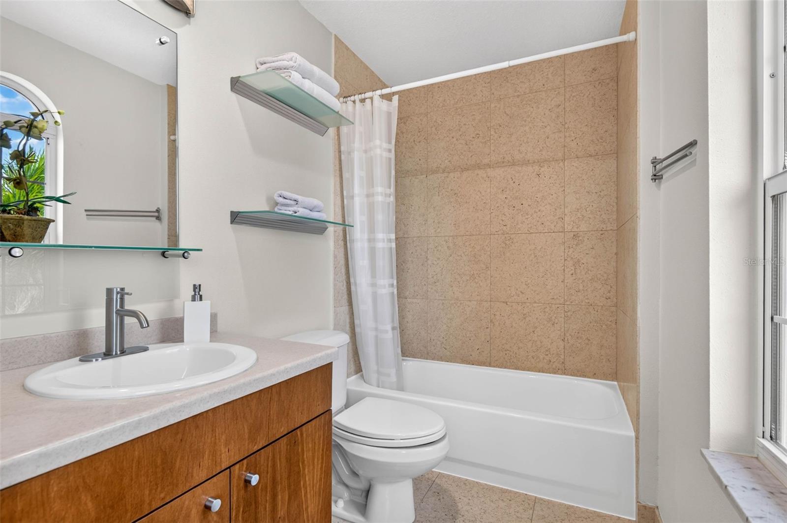10071 GULF BLVD — photo 31