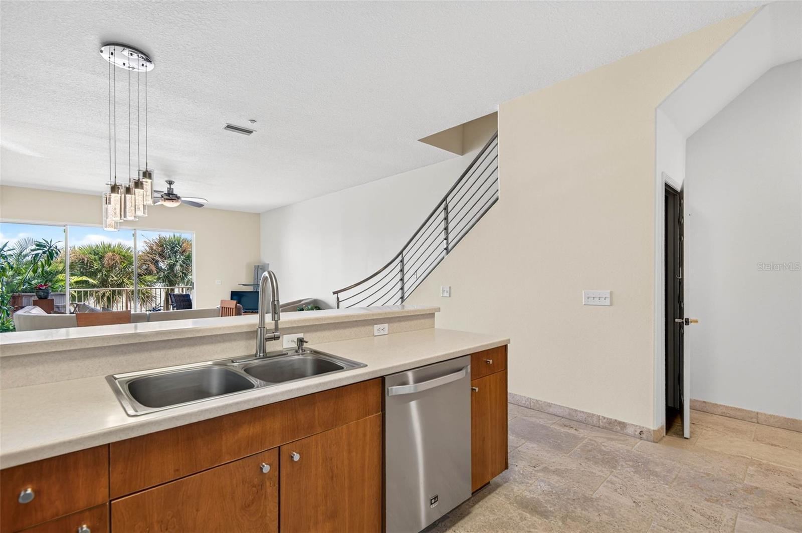 10071 GULF BLVD — photo 7