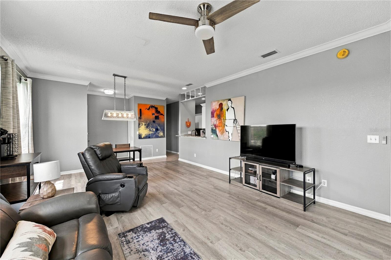 1050 STARKEY RD #709 — photo 4