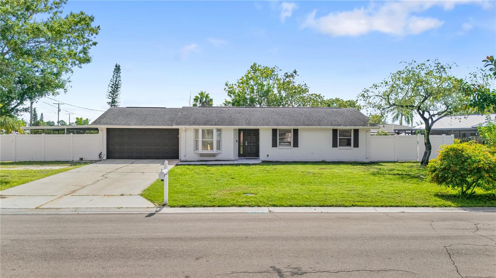 6321 FLORIDA CIR W — photo 2