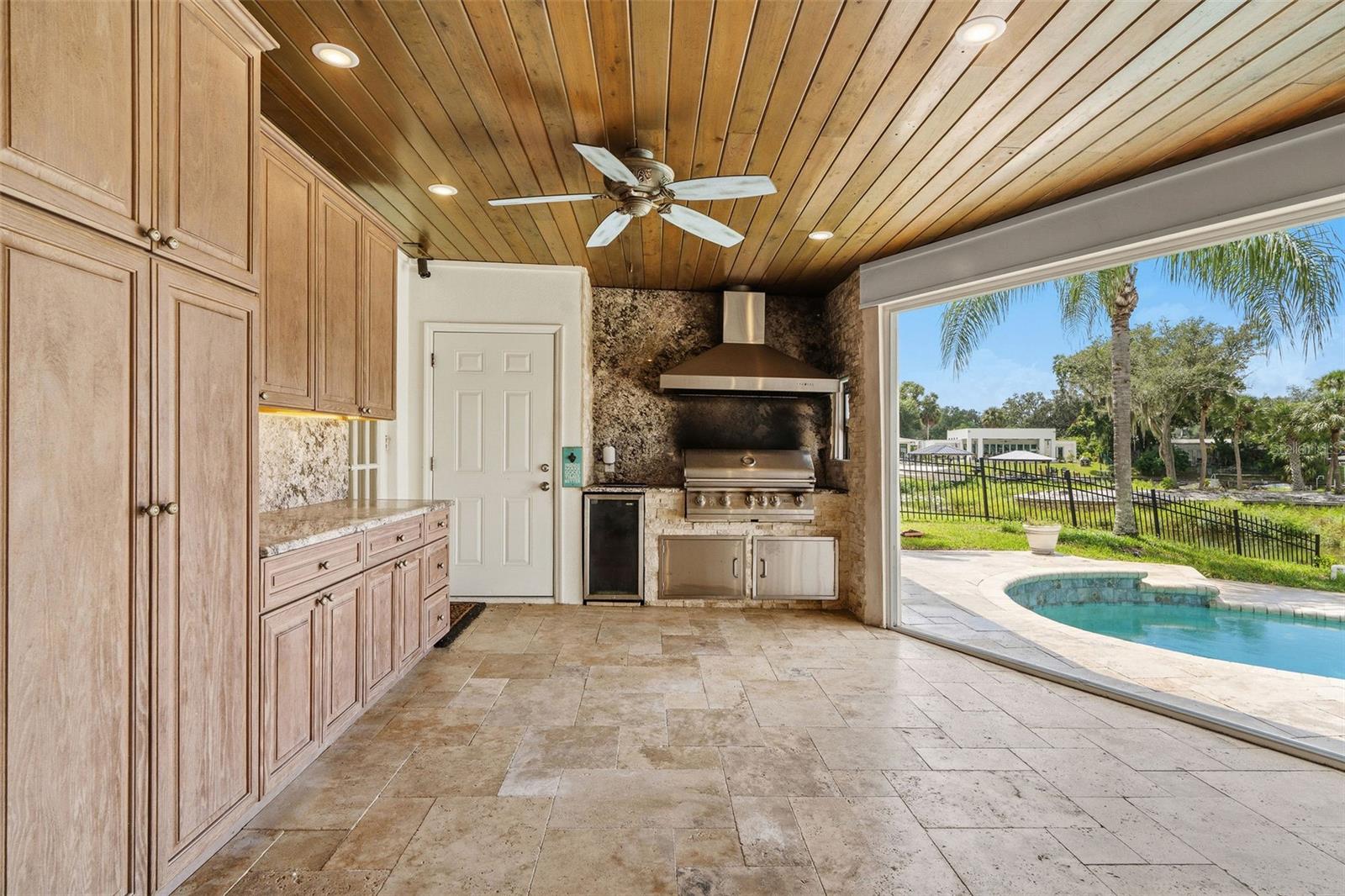 2823 SAMARA DR — photo 39