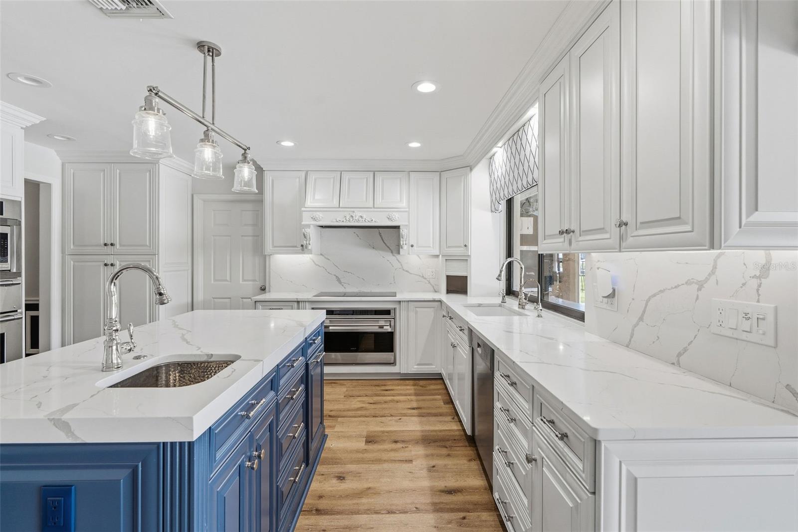 2823 SAMARA DR — photo 19