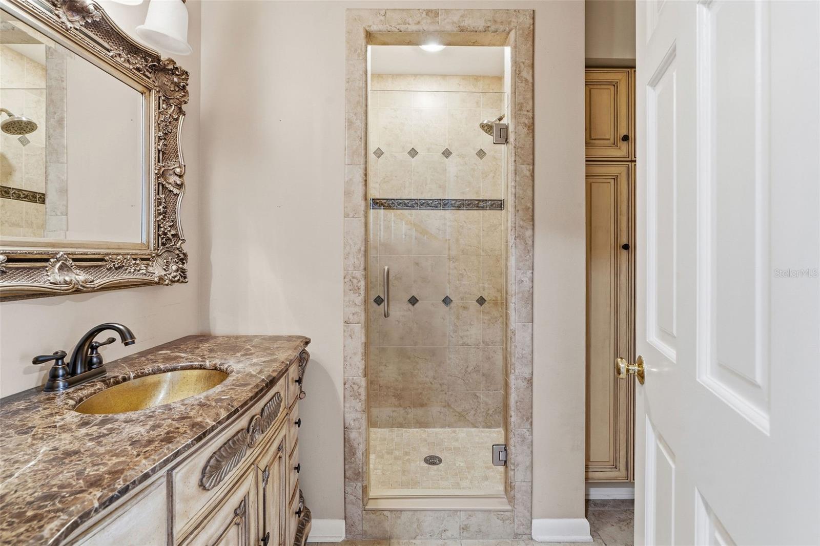 2823 SAMARA DR — photo 32