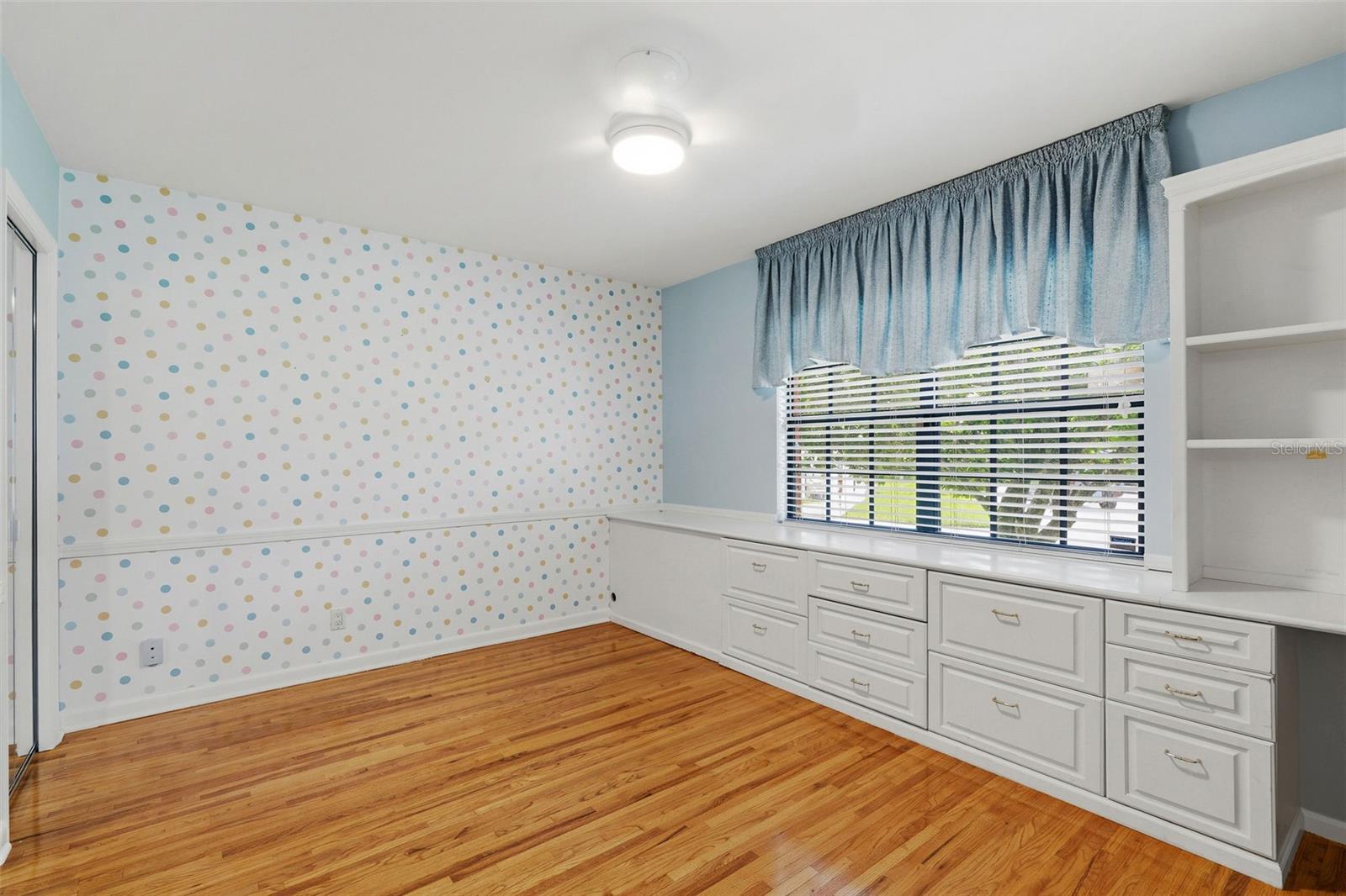 2823 SAMARA DR — photo 28