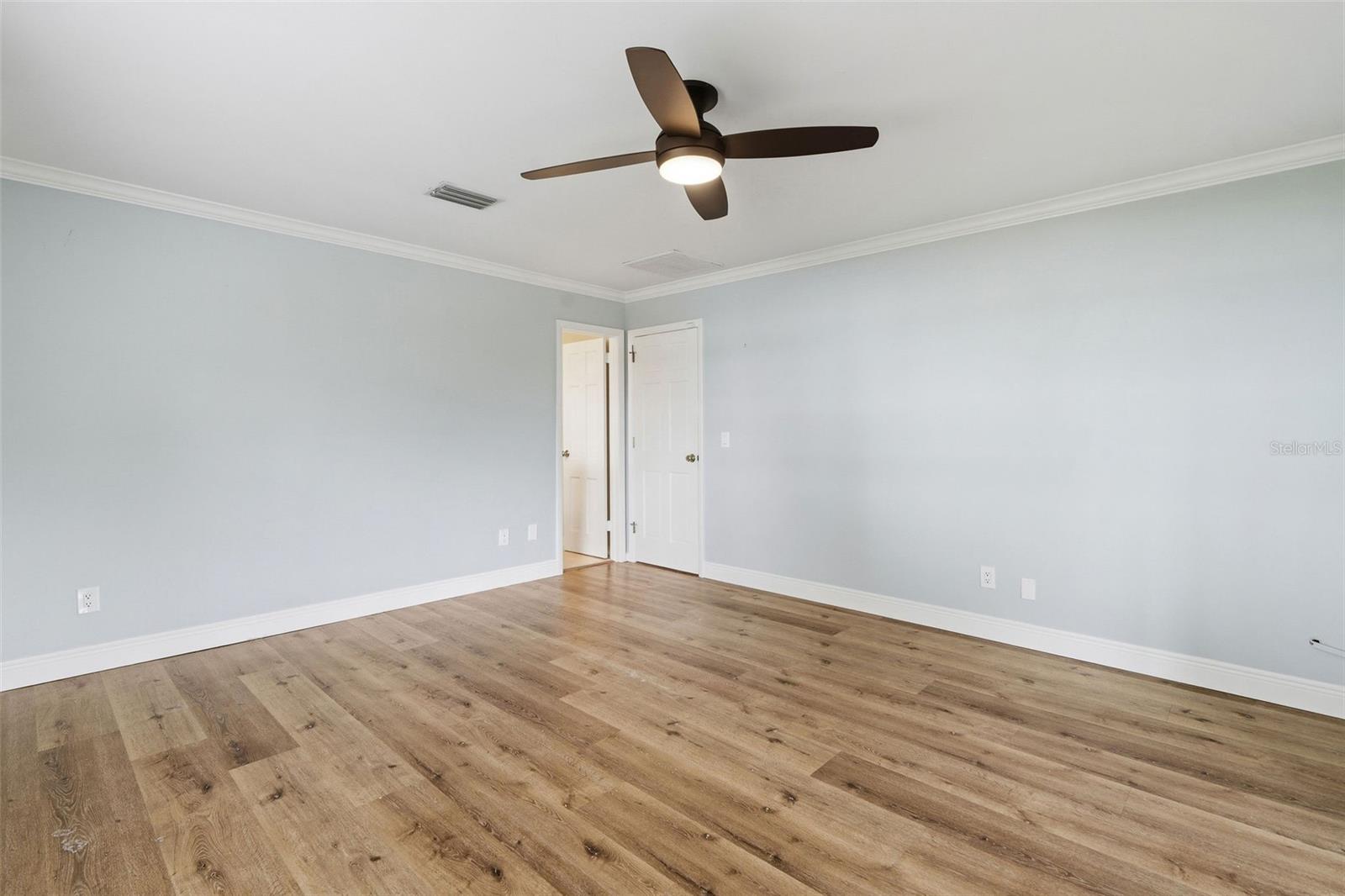 2823 SAMARA DR — photo 25