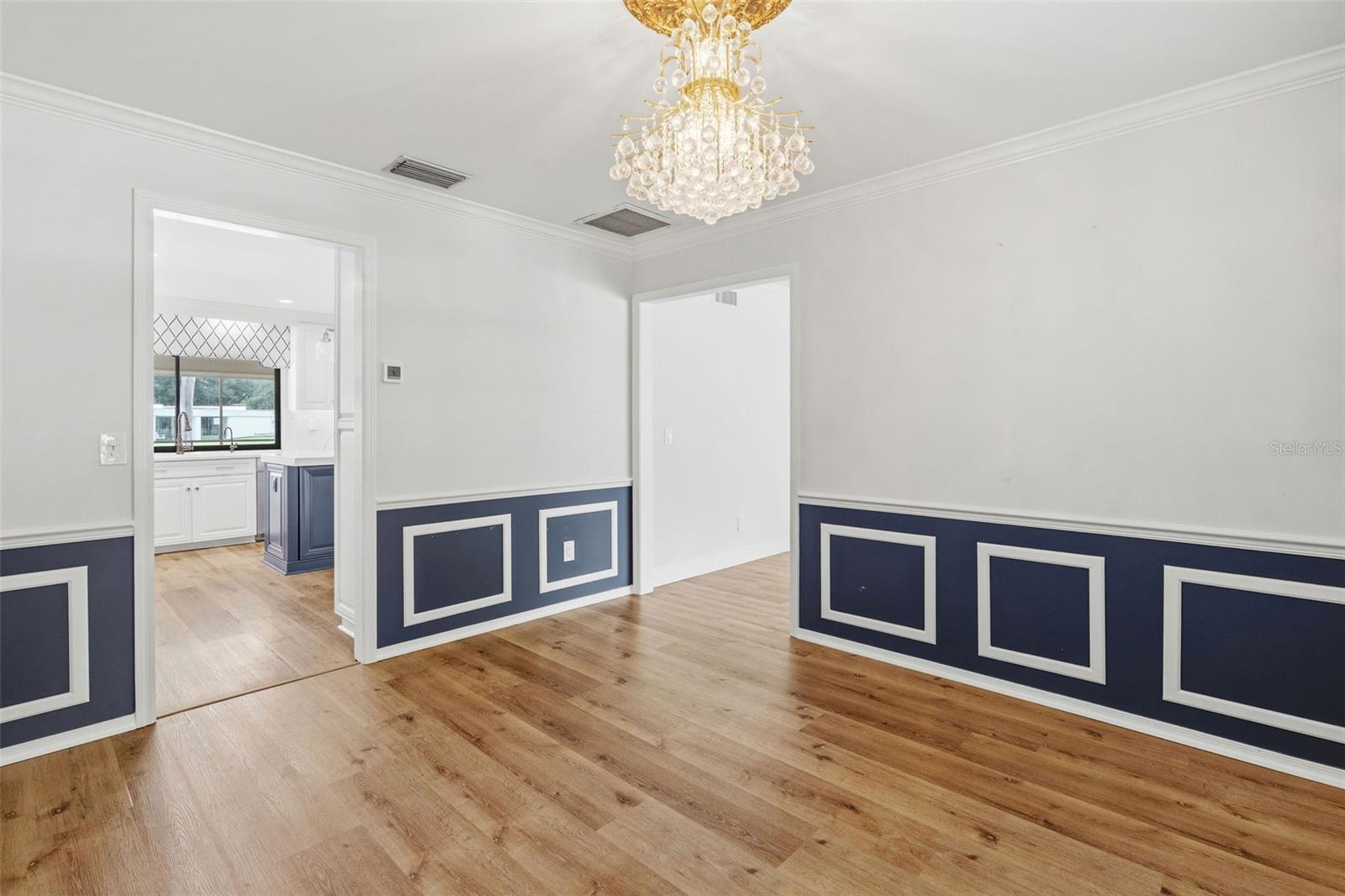 2823 SAMARA DR — photo 13