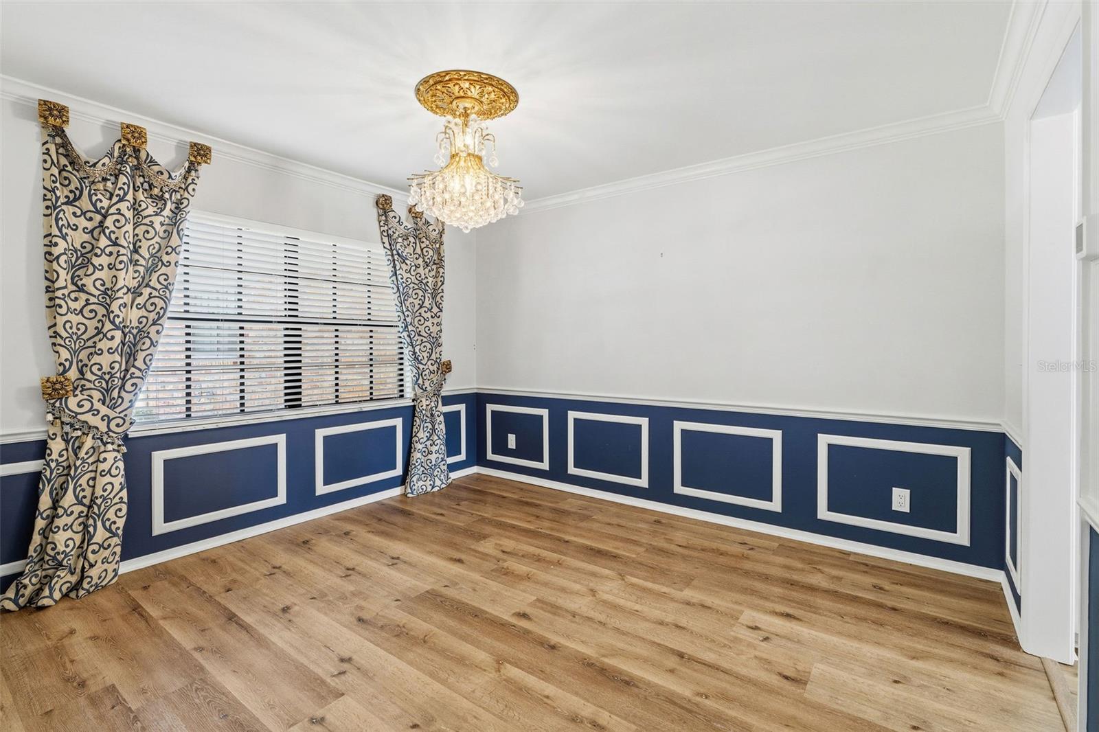 2823 SAMARA DR — photo 12