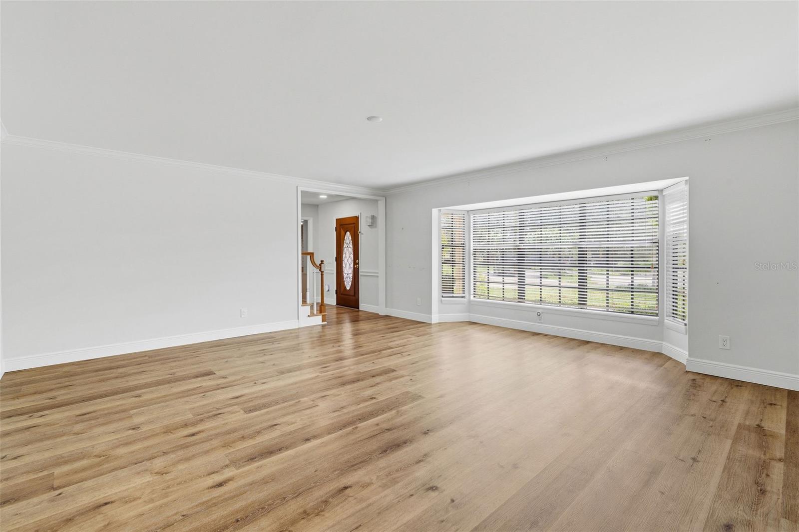 2823 SAMARA DR — photo 9