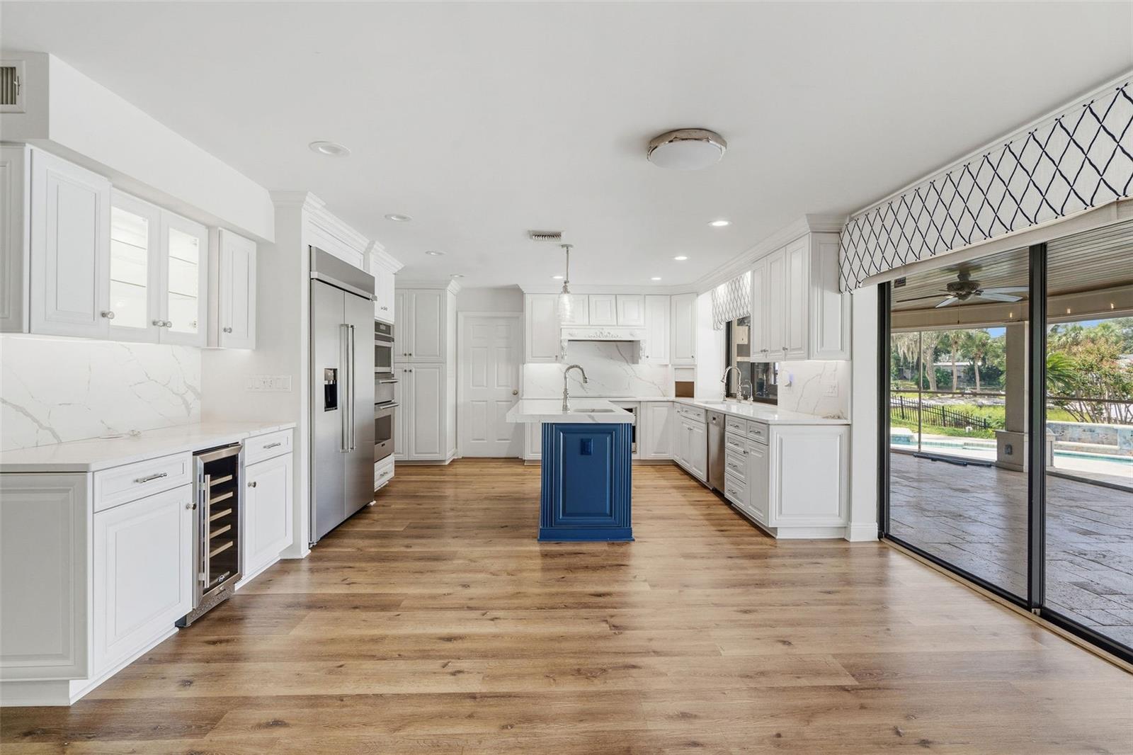 2823 SAMARA DR — photo 17