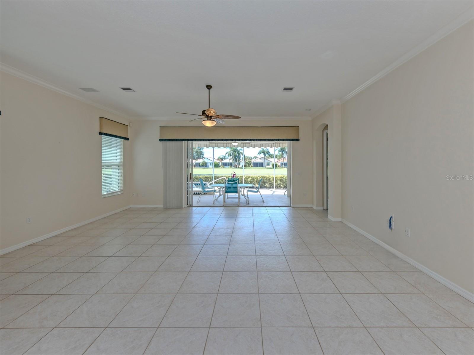 685 MISTY PINE DR — photo 3
