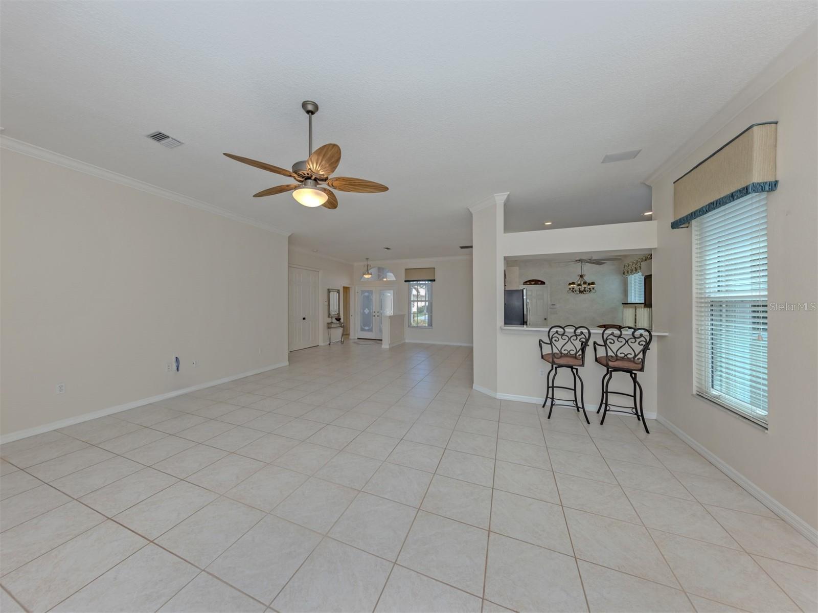 685 MISTY PINE DR — photo 8
