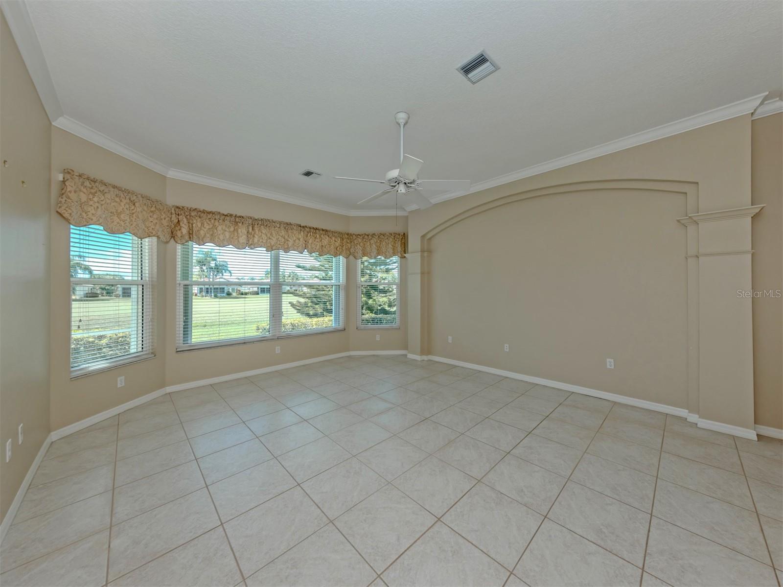 685 MISTY PINE DR — photo 15