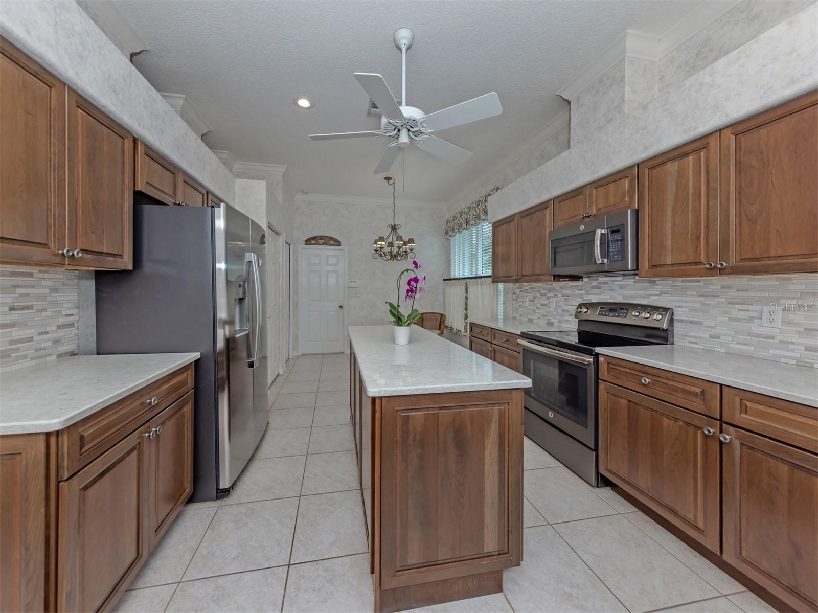 685 MISTY PINE DR — photo 13