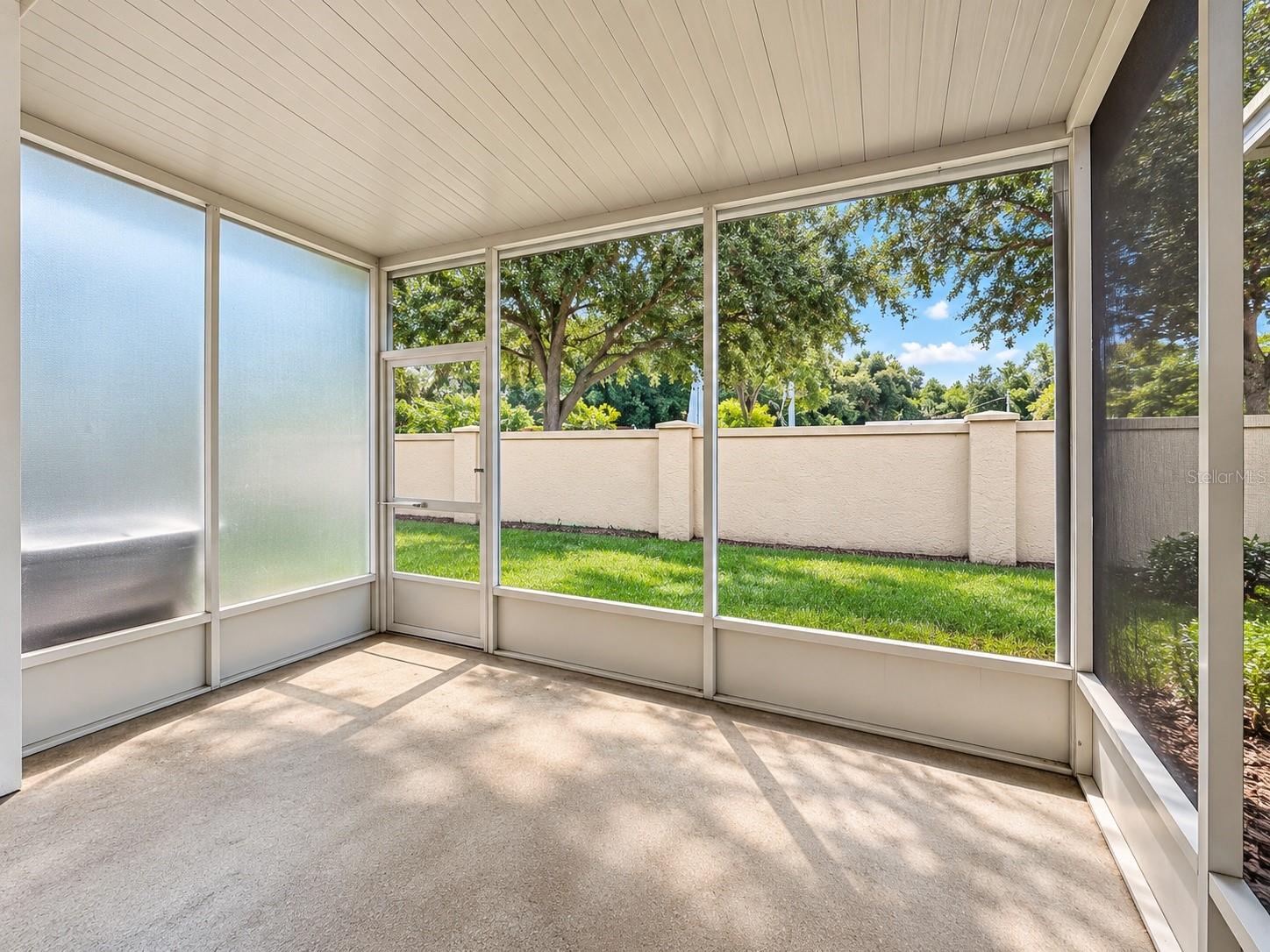 5032 POND RIDGE DR — photo 6