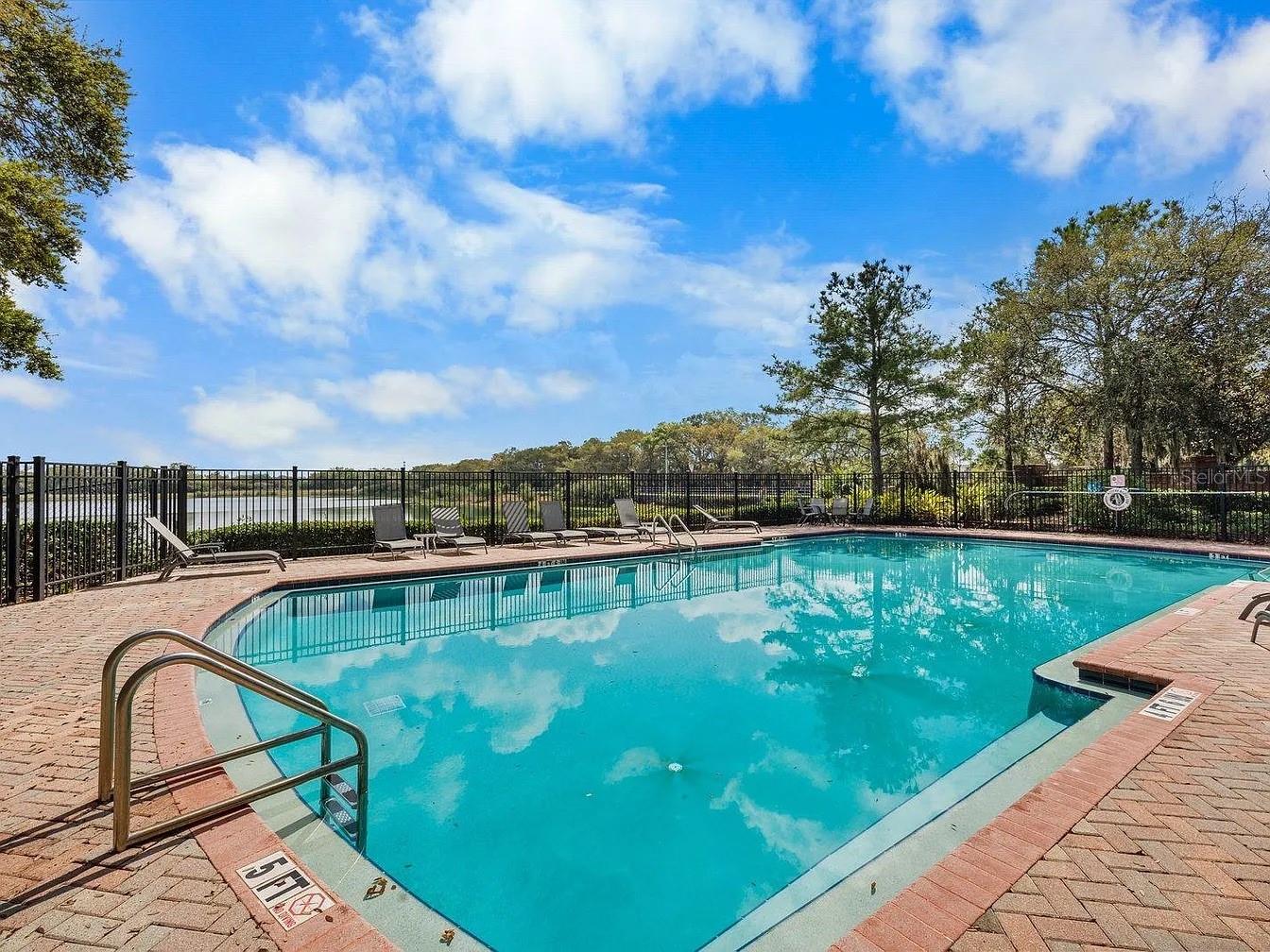 5032 POND RIDGE DR — photo 15