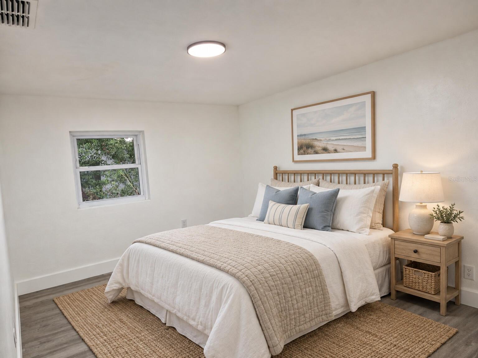 1810 E CAROL DR — photo 18