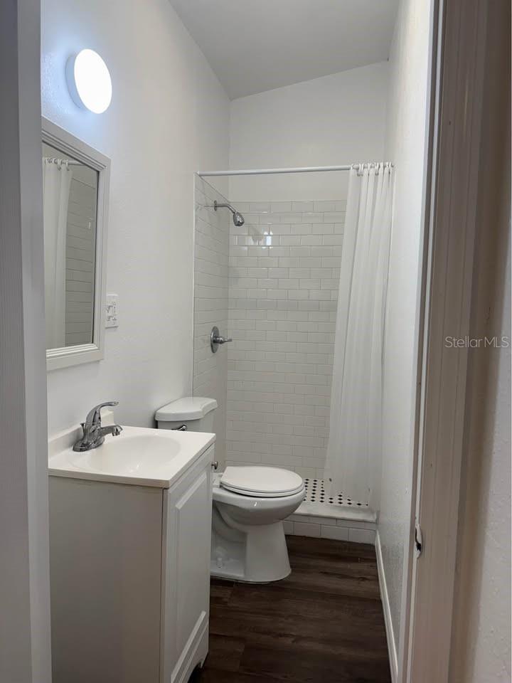 8708 N EDISON AVE #B — photo 9