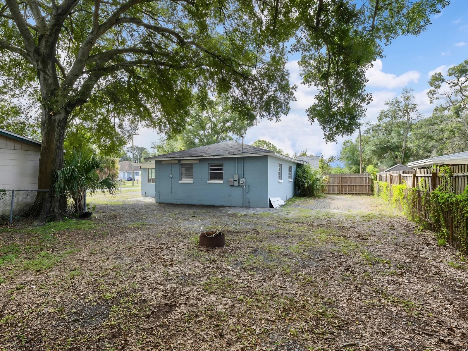 3301 W LOUISIANA AVE — photo 24