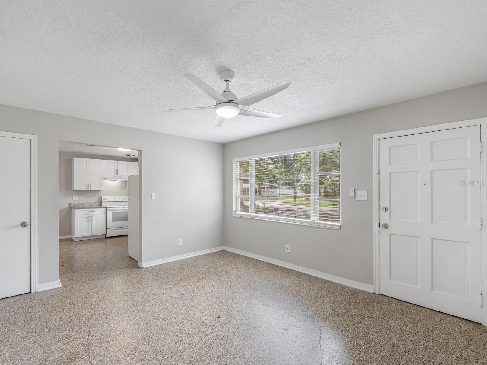 3301 W LOUISIANA AVE — photo 5