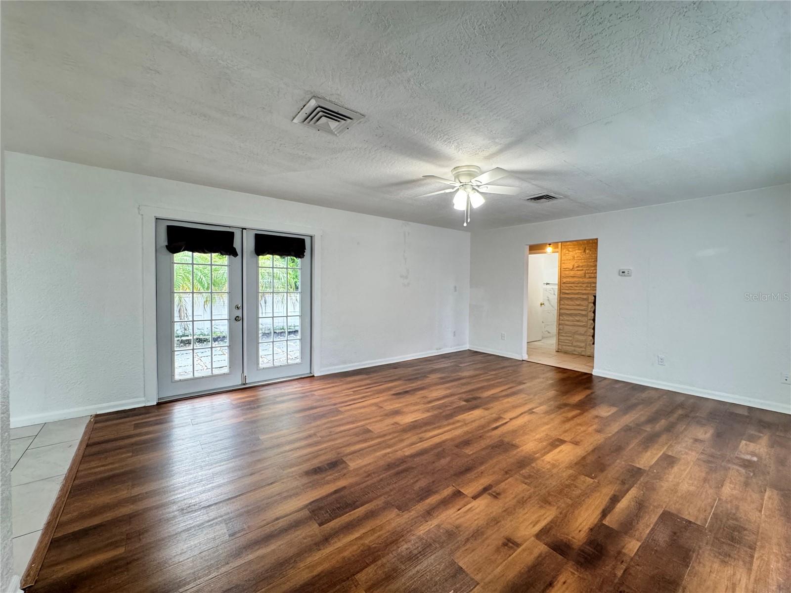 3439 MCINTOSH RD — photo 7
