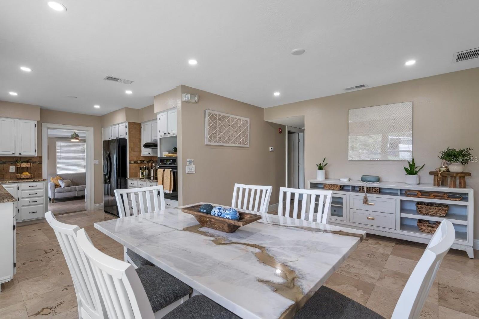4501 N JAMAICA ST — photo 19