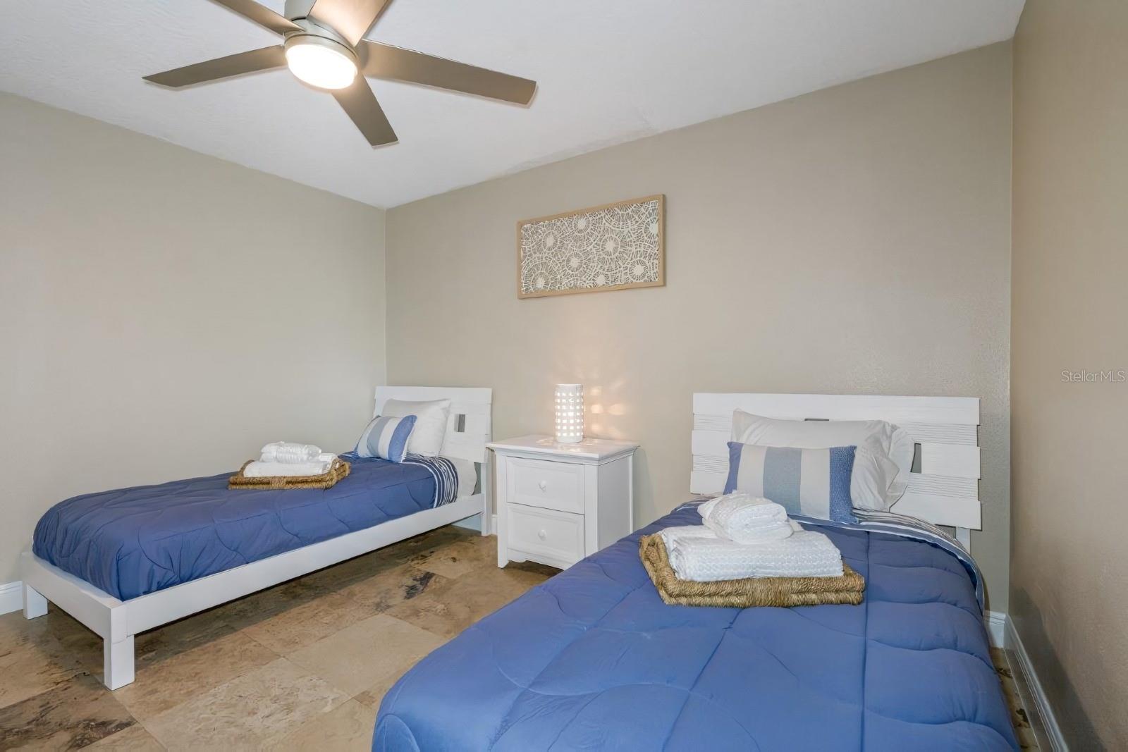 4501 N JAMAICA ST — photo 36