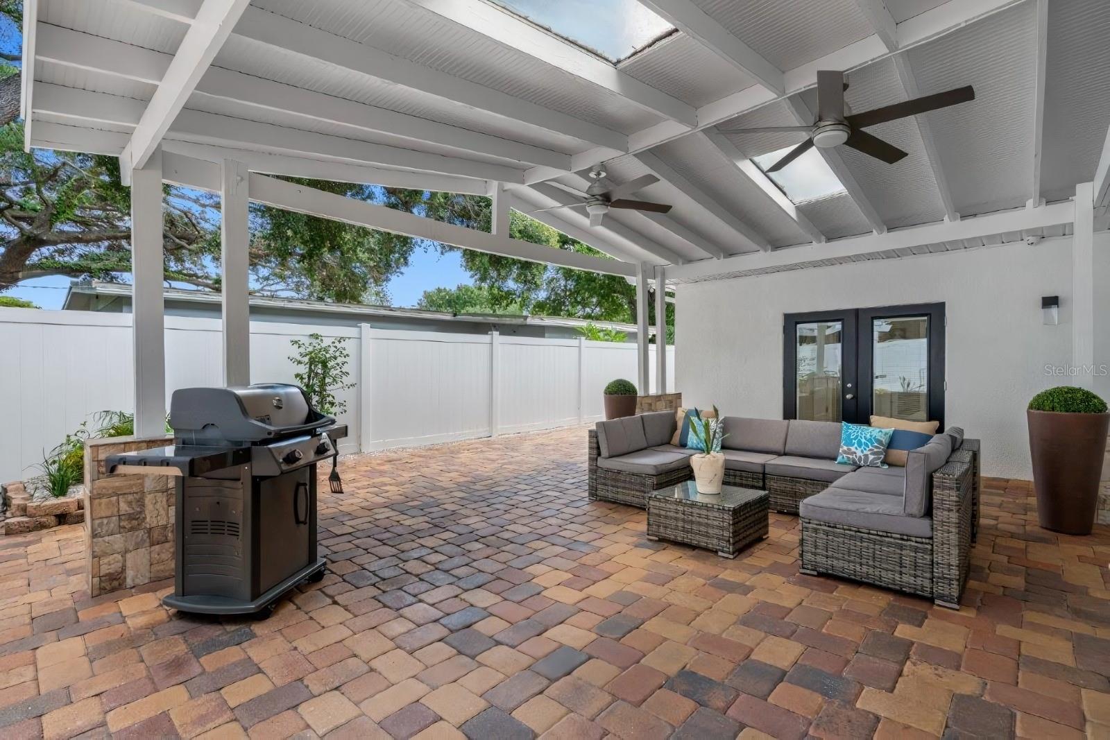 4501 N JAMAICA ST — photo 13
