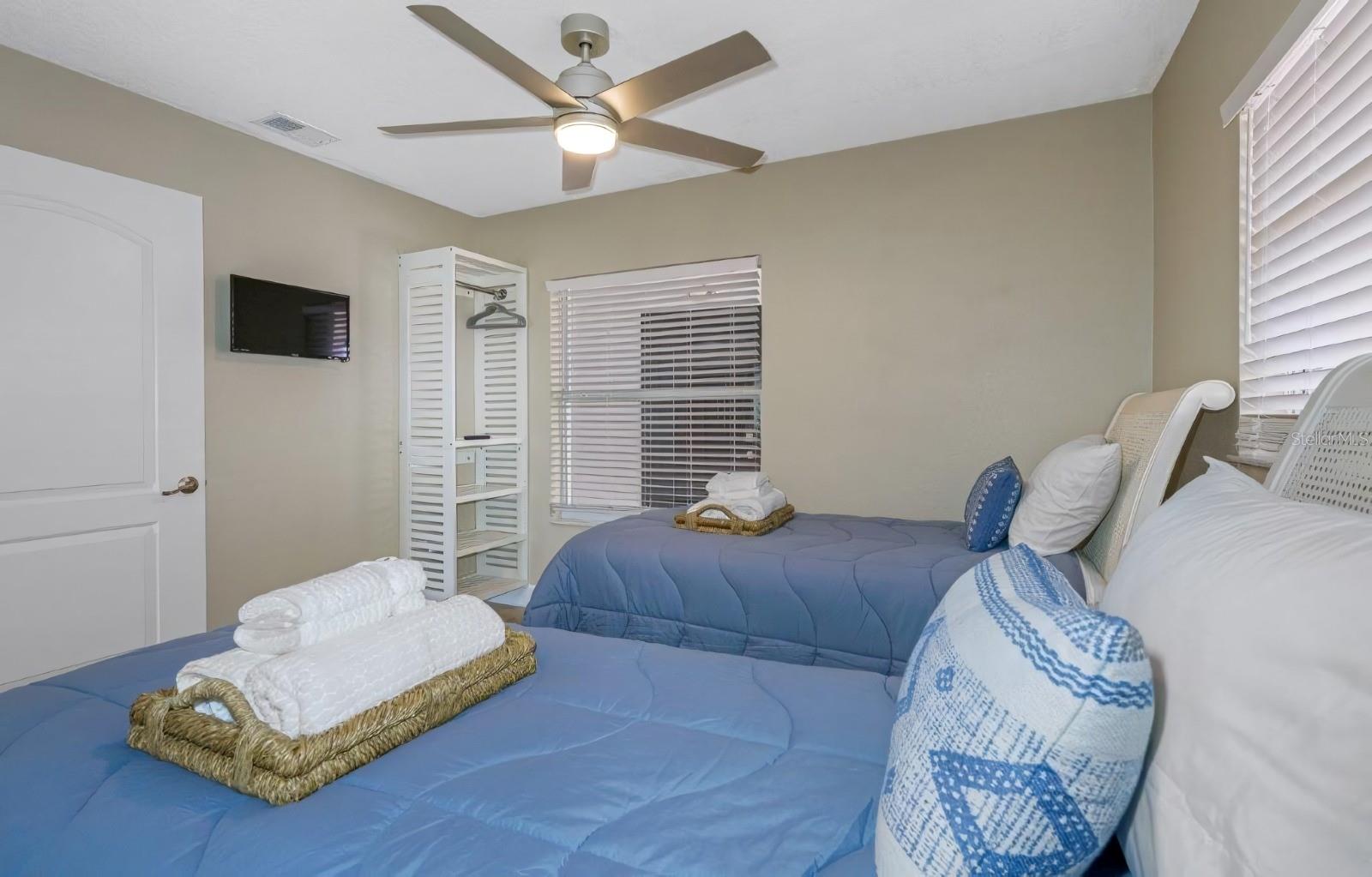 4501 N JAMAICA ST — photo 27