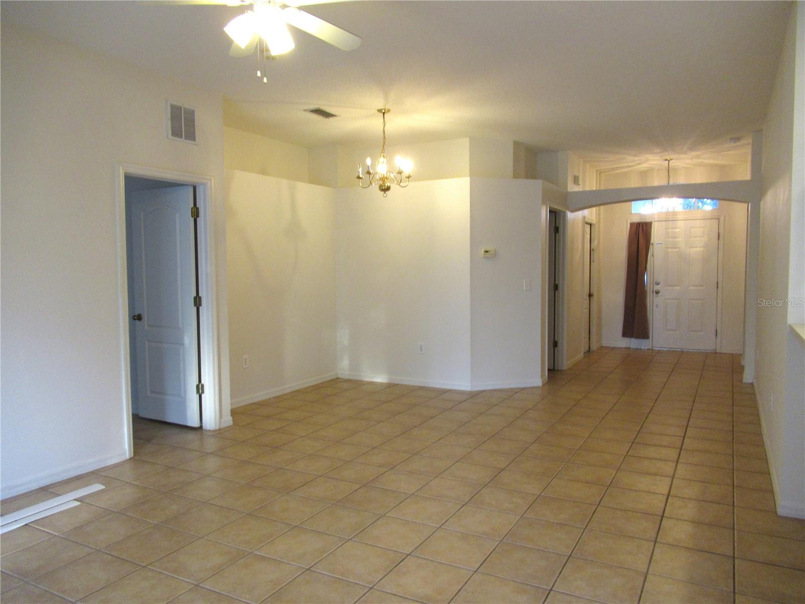 7032 MONARCH PARK DR — photo 2