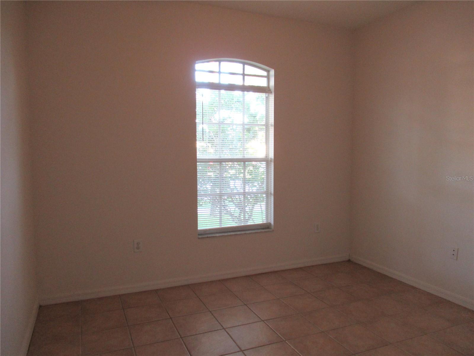 7032 MONARCH PARK DR — photo 11