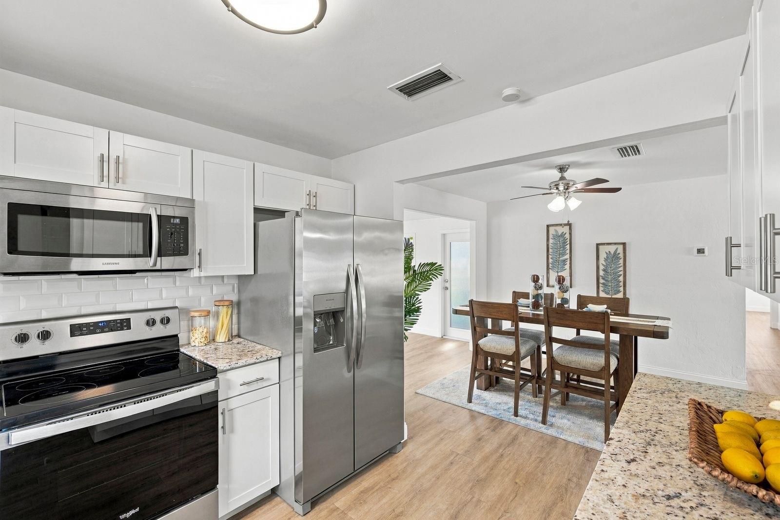 3030 COURTLAND ST — photo 14