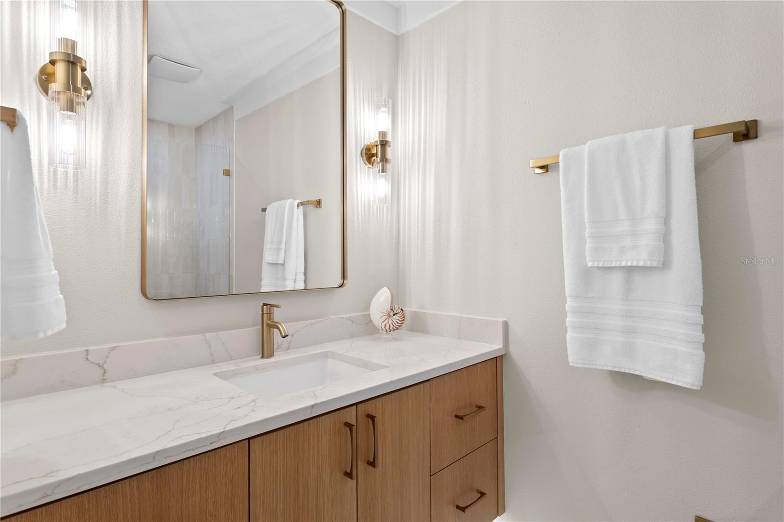 1067 PINELLAS BAYWAY S — photo 43