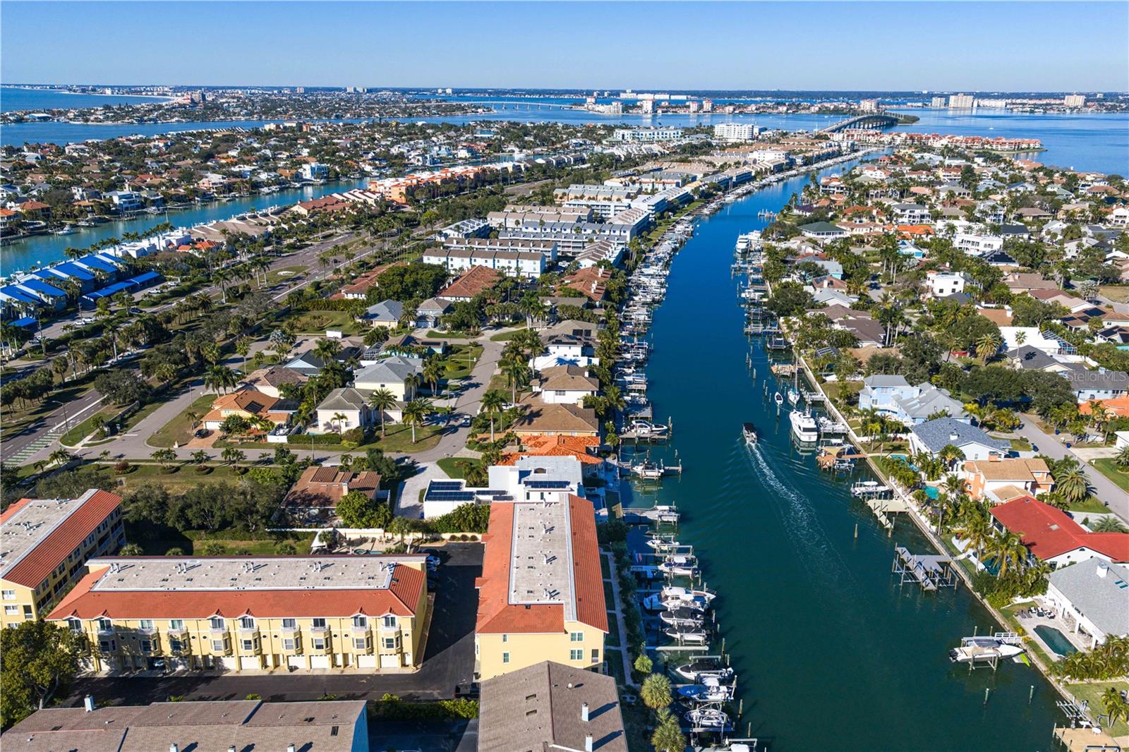 1067 PINELLAS BAYWAY S — photo 63
