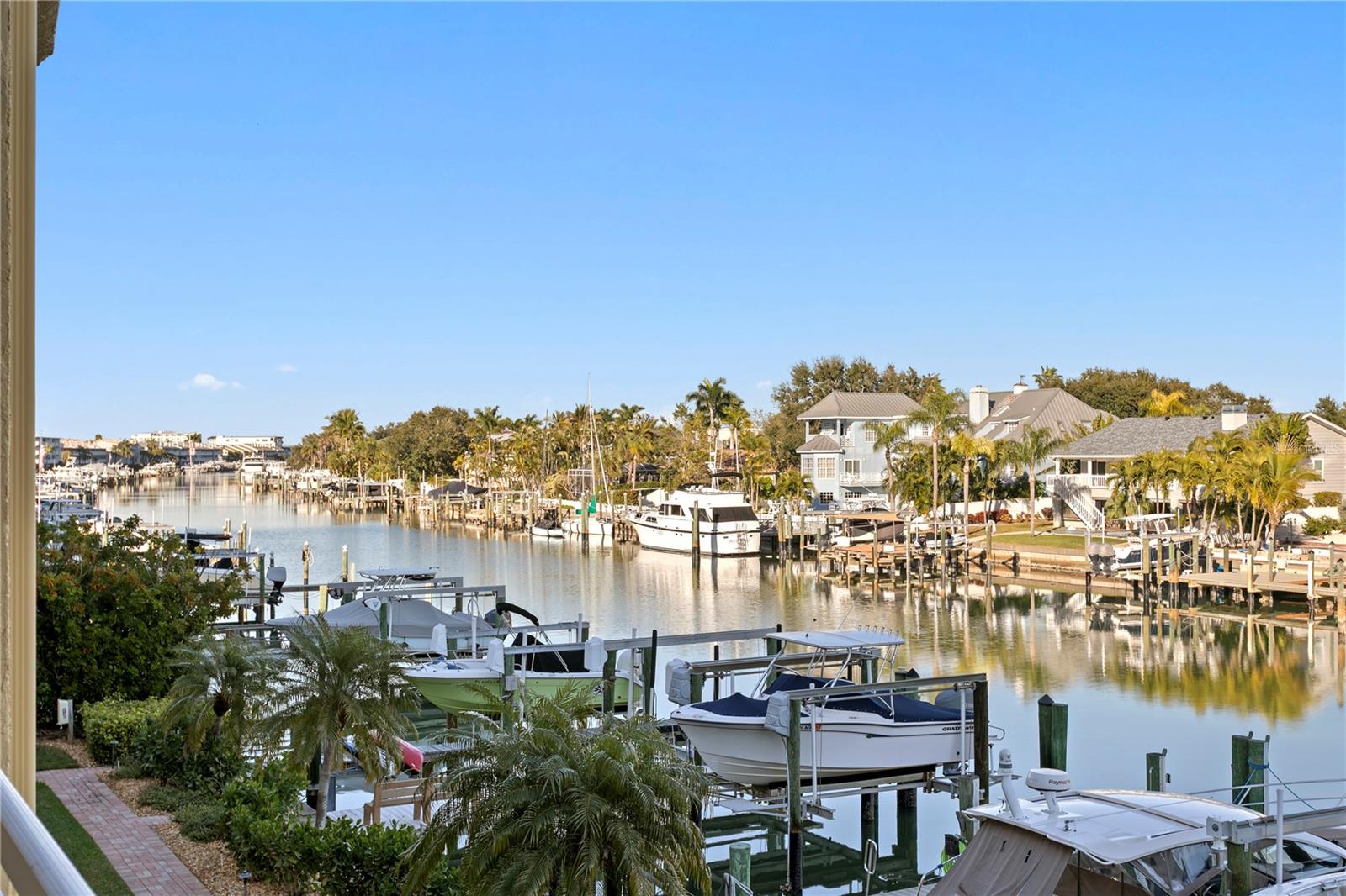1067 PINELLAS BAYWAY S — photo 69
