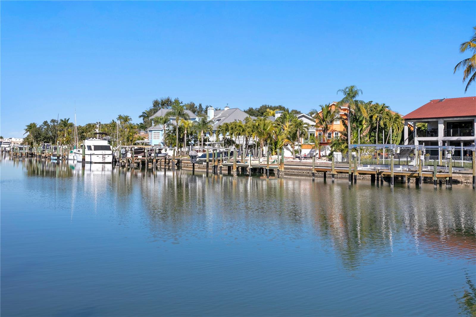 1067 PINELLAS BAYWAY S — photo 49