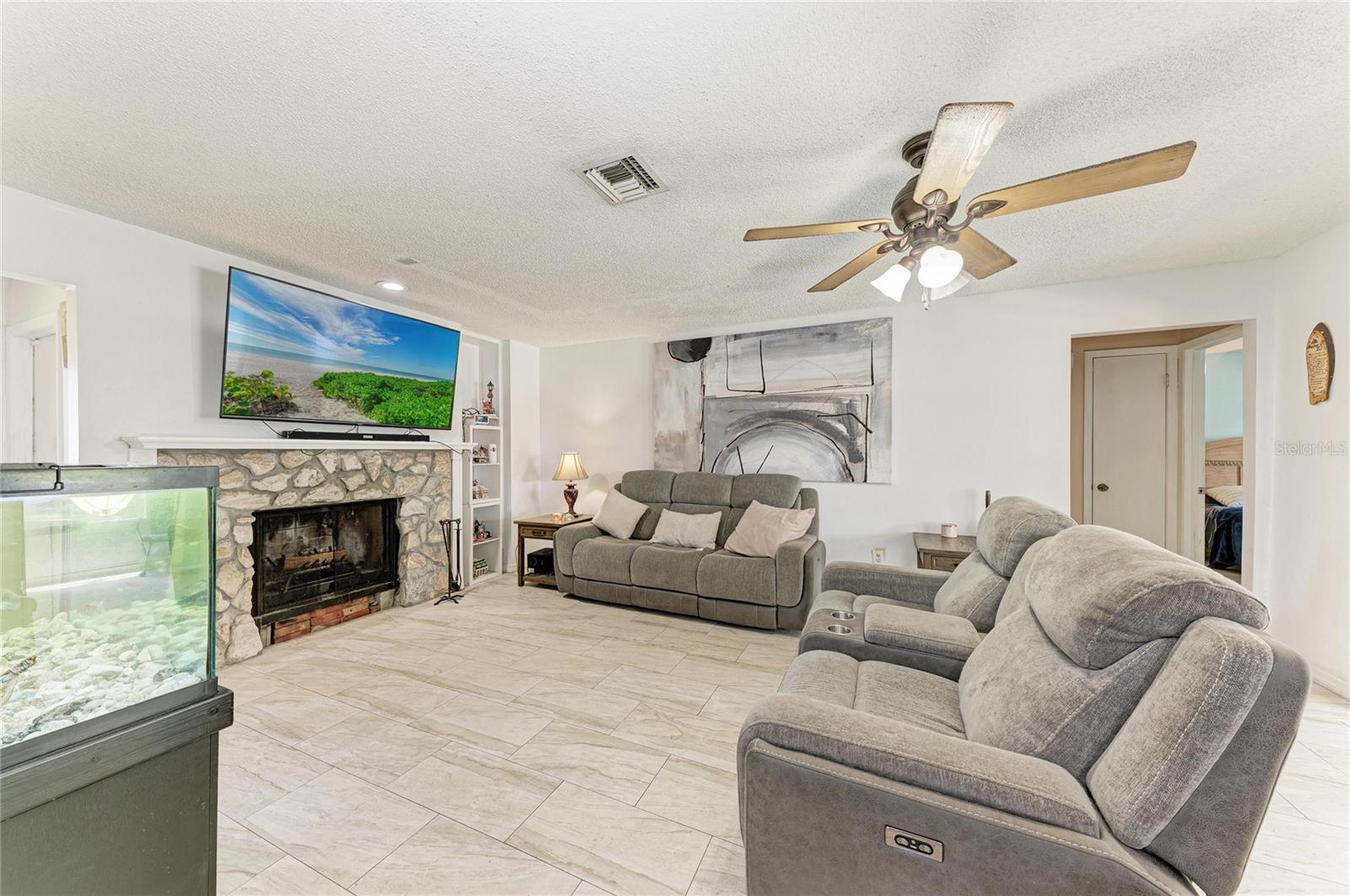 1520 SUNNYHILLS DR — photo 5