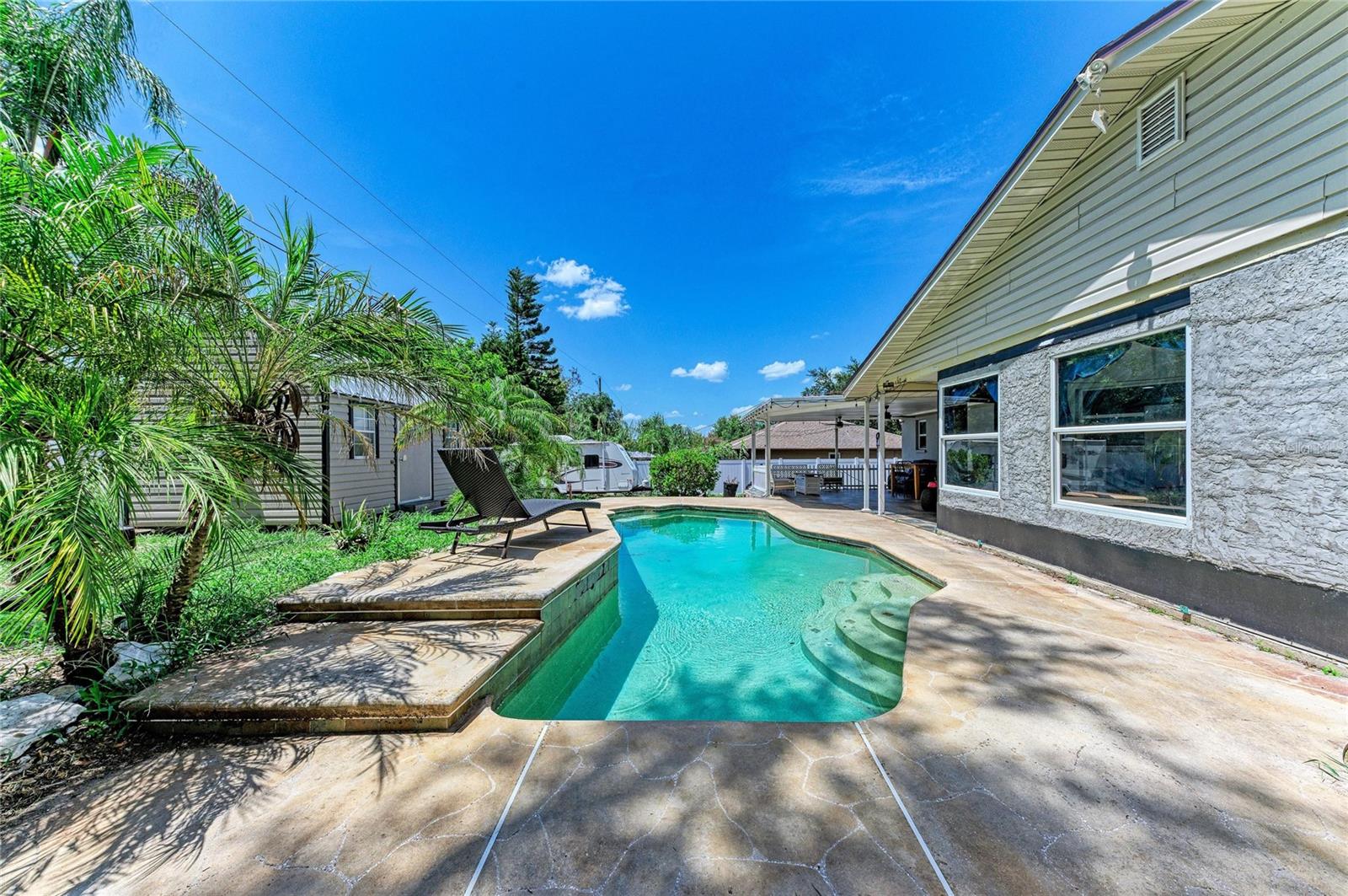 1520 SUNNYHILLS DR — photo 36