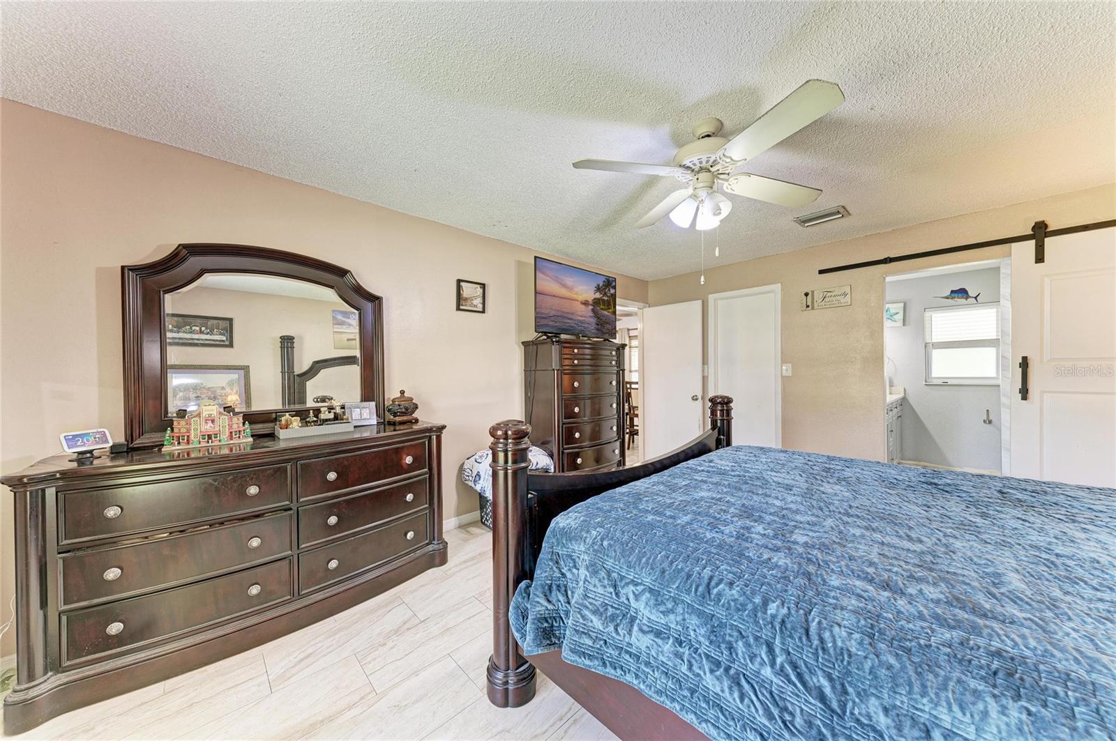 1520 SUNNYHILLS DR — photo 15