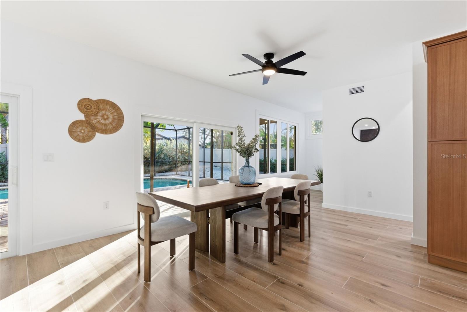 4879 COMMONWEALTH DR — photo 15