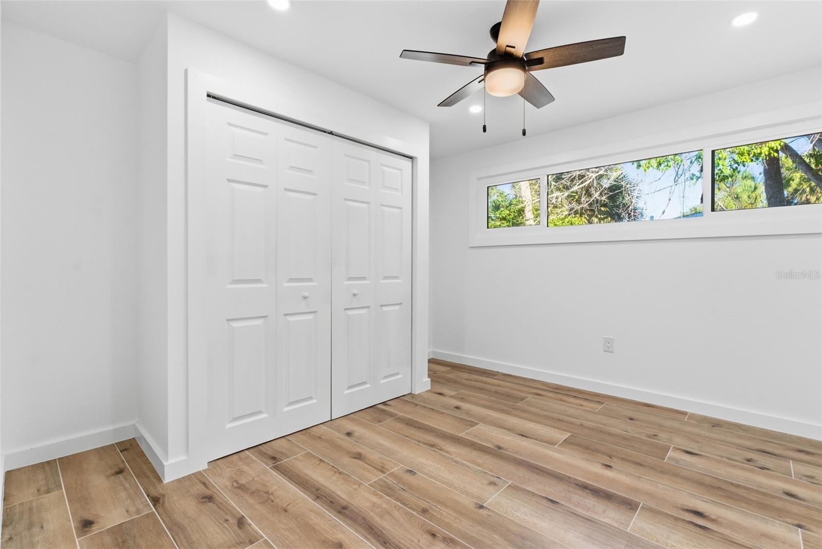 4879 COMMONWEALTH DR — photo 25