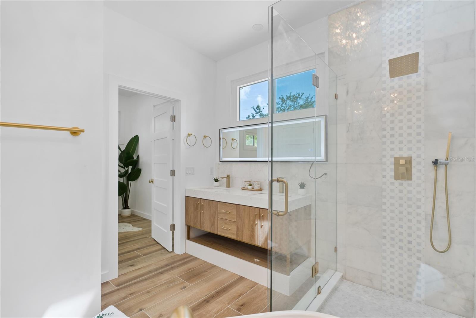 4879 COMMONWEALTH DR — photo 23